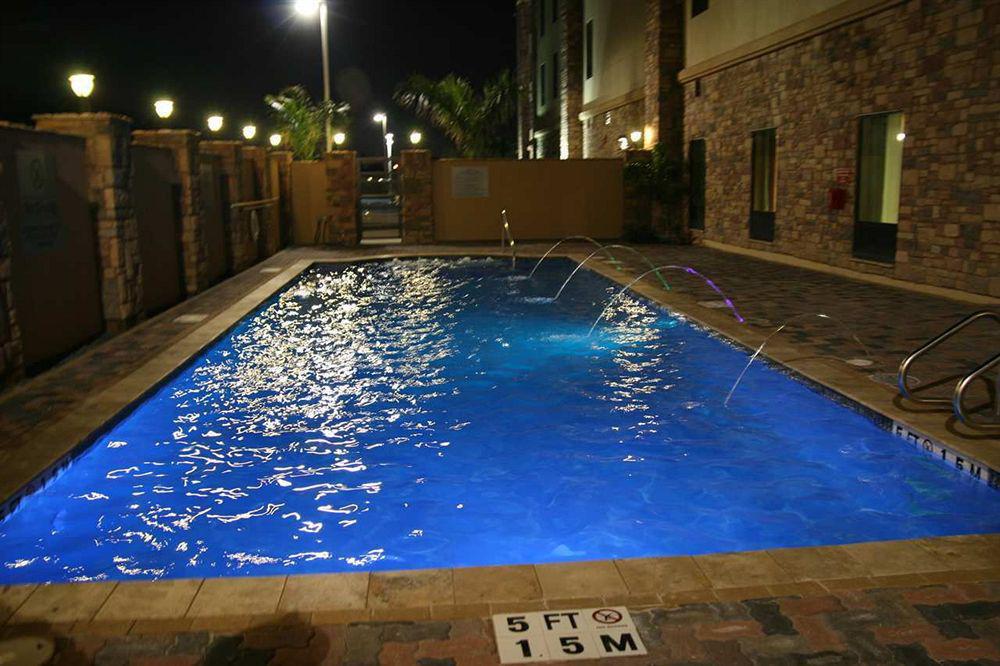 Hampton Inn & Suites Mission Kemudahan gambar
