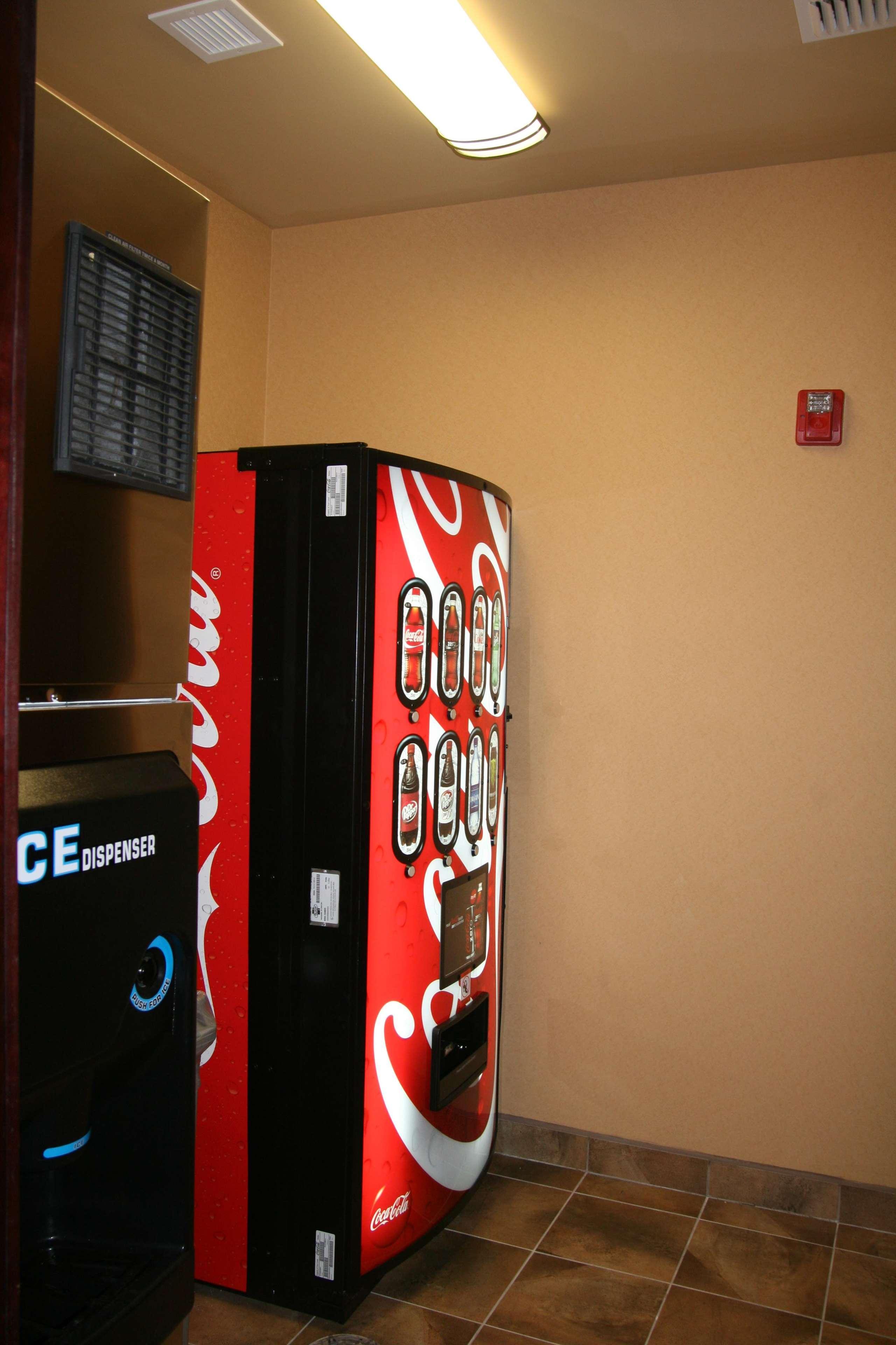 Hampton Inn & Suites Mission Luaran gambar